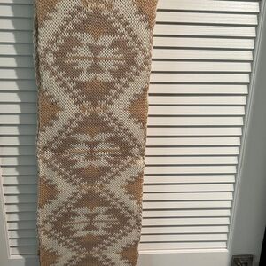 NWT Ralph Lauren  Deset San Knitted Scarf.